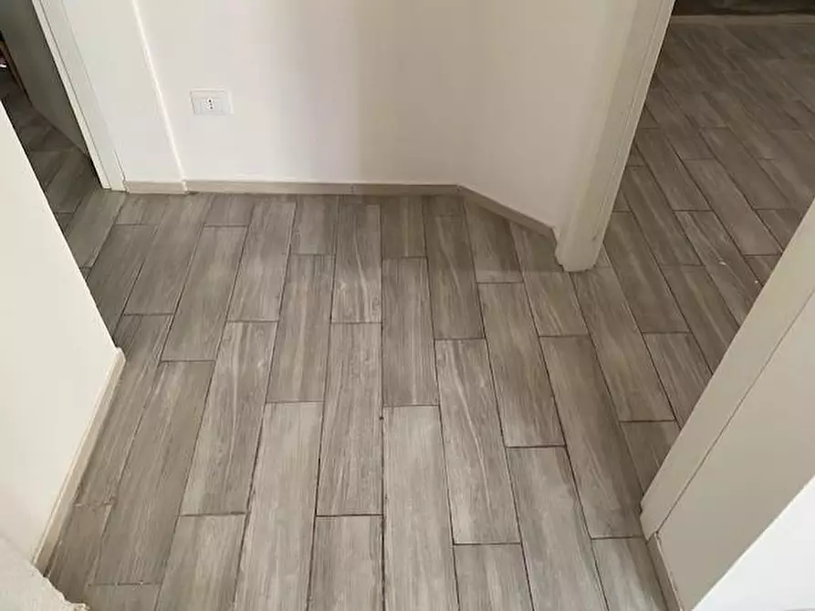 Immagine 2 di Appartamento in vendita  a Cascina