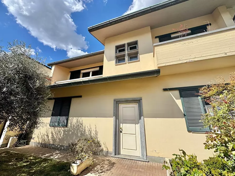 Immagine 44 di Villa in vendita  a Ponsacco