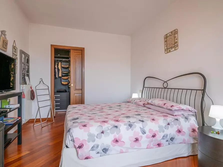 Immagine 37 di Villa in vendita  a Collesalvetti