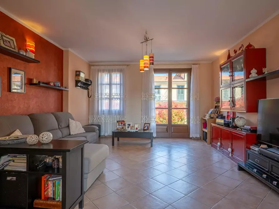 Immagine 18 di Villa in vendita  a Collesalvetti