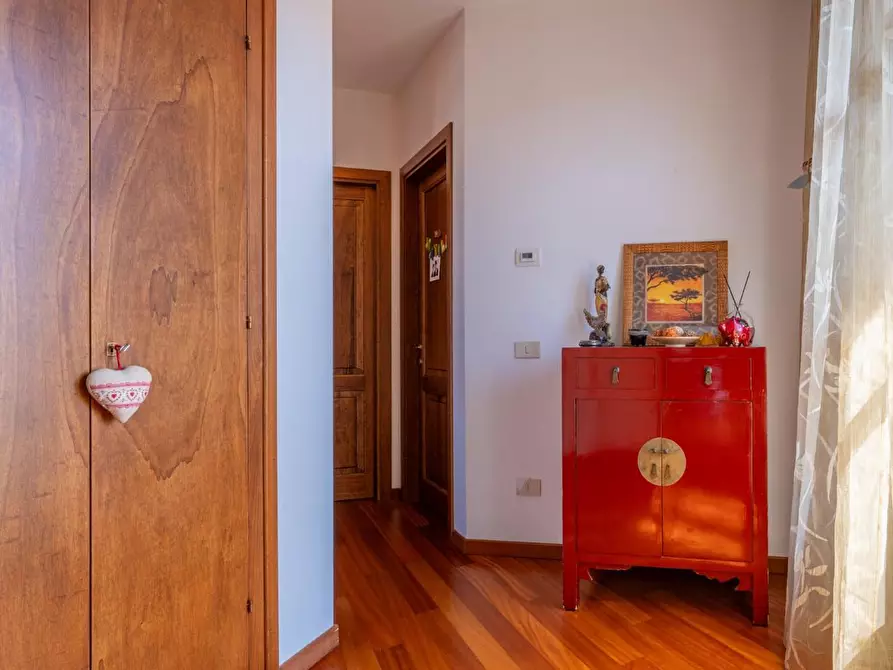 Immagine 42 di Villa in vendita  a Collesalvetti