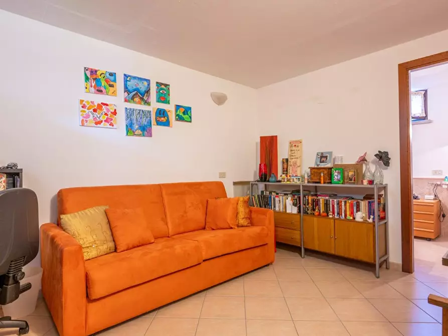 Immagine 53 di Villa in vendita  a Collesalvetti