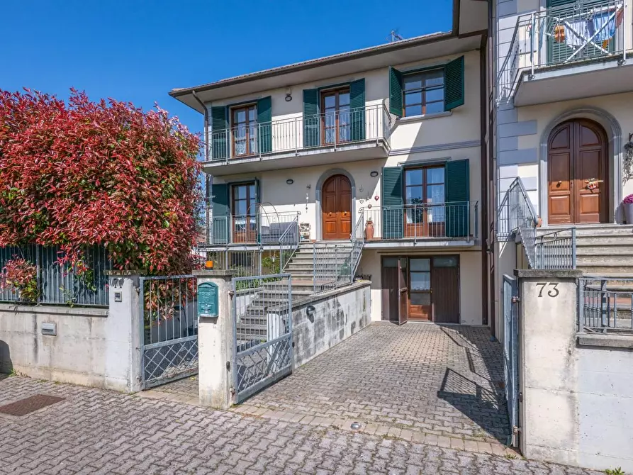 Immagine 1 di Villa in vendita  a Collesalvetti