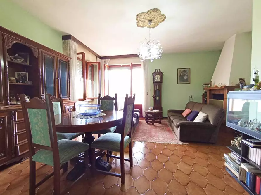 Immagine 31 di Villa in vendita  a Pisa