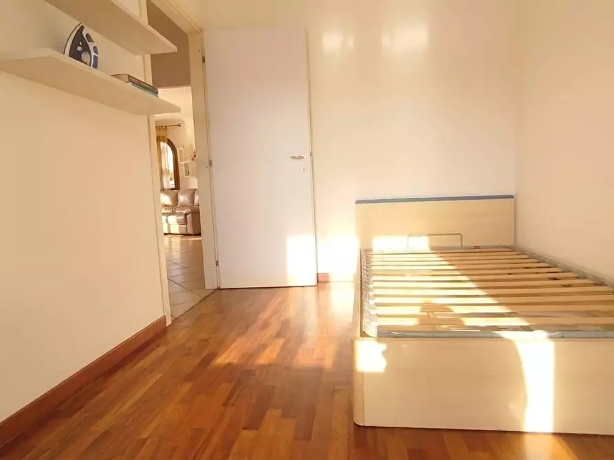 Immagine 7 di Villetta a schiera in vendita  a Ortonovo