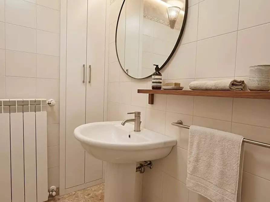 Immagine 18 di Villetta a schiera in vendita  a Ortonovo