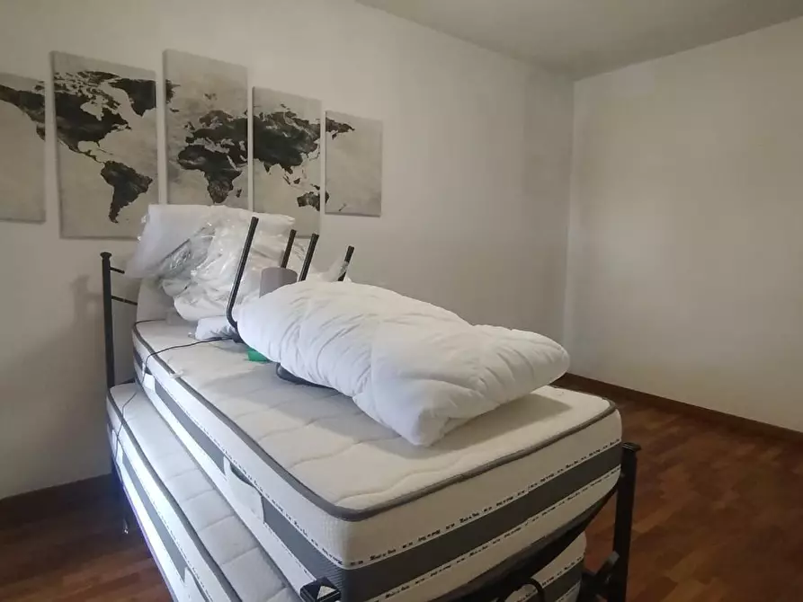 Immagine 13 di Villetta a schiera in vendita  a Ortonovo