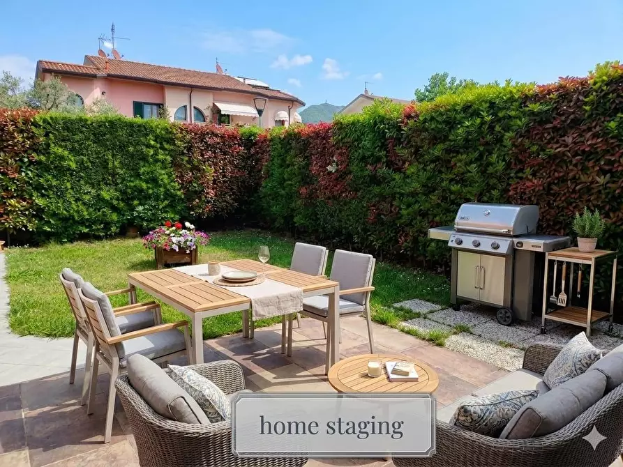 Immagine 26 di Villetta a schiera in vendita  a Ortonovo