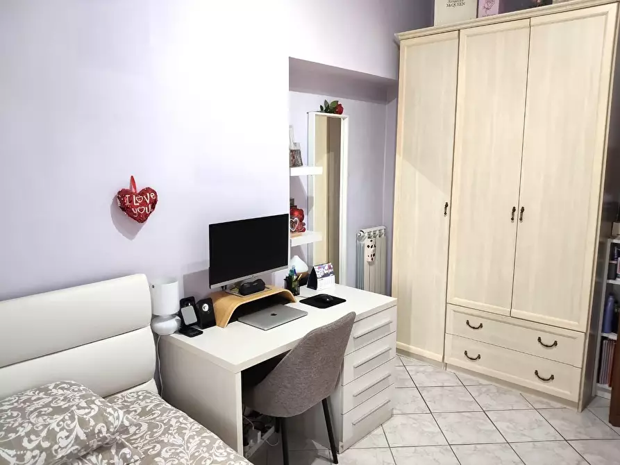 Immagine 24 di Appartamento in vendita  a Lucca