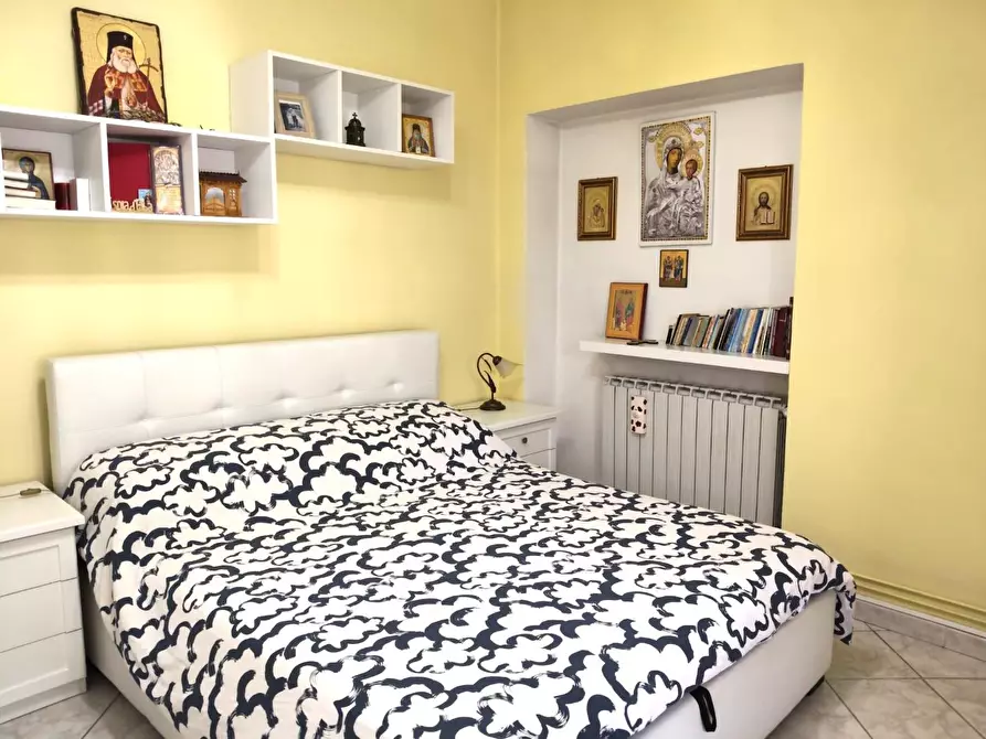 Immagine 19 di Appartamento in vendita  a Lucca