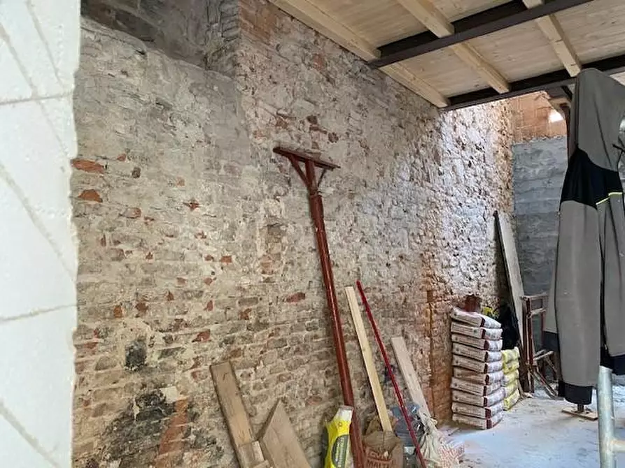 Immagine 11 di Appartamento in vendita  a Cascina