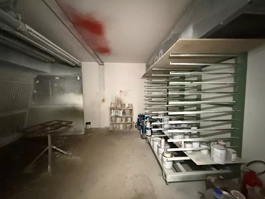 Immagine 19 di Attività artigianale in vendita  a Ponsacco