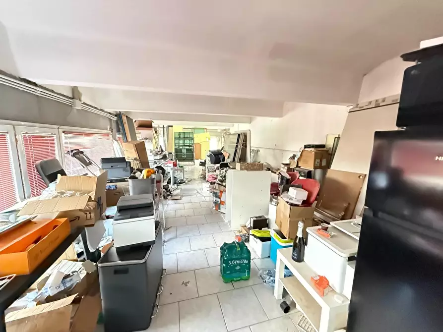 Immagine 9 di Attività artigianale in vendita  a Ponsacco