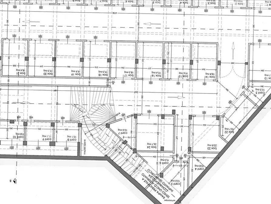 Immagine 9 di Garage in vendita  a Pisa