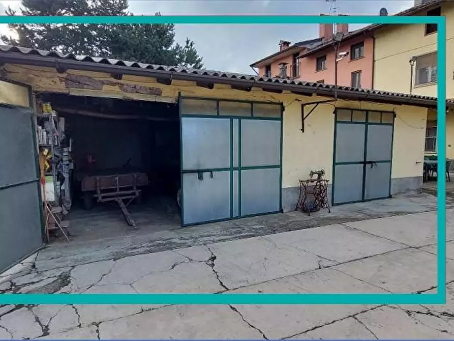 Immagine 1 di Garage in vendita  a Monticelli Pavese
