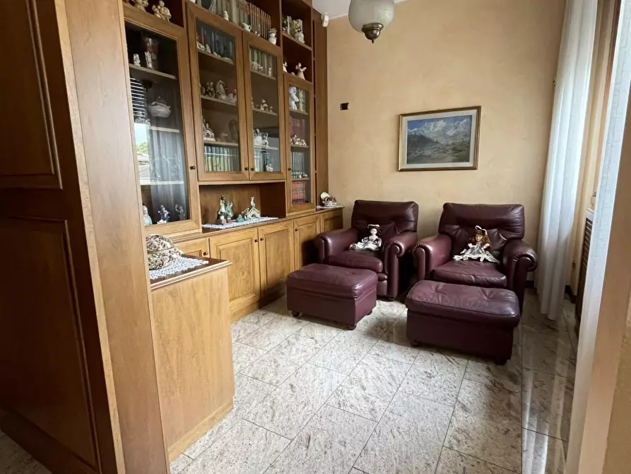 Immagine 9 di Appartamento in vendita  a Solbiate Olona