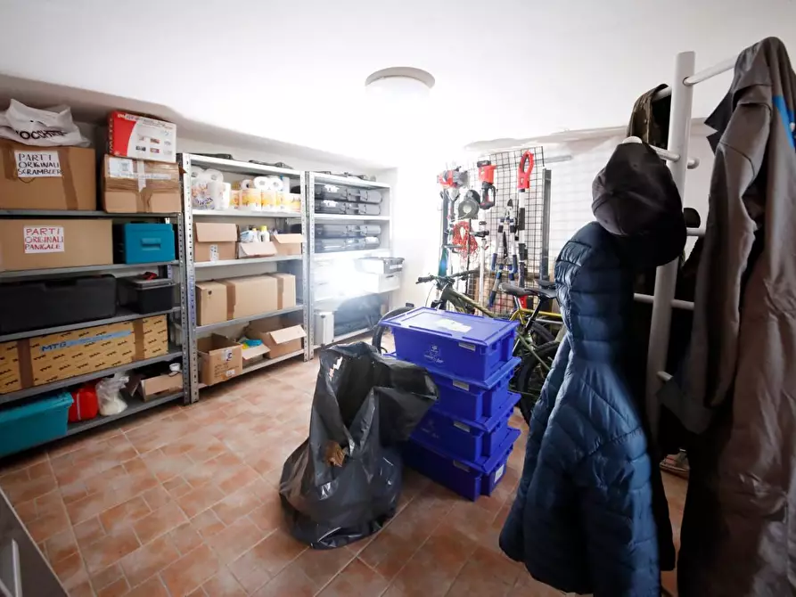 Immagine 12 di Casa indipendente in vendita  a Crespina Lorenzana