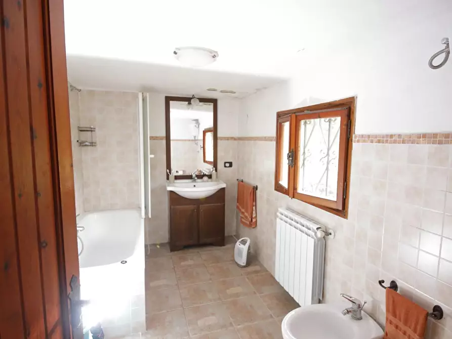 Immagine 28 di Casa indipendente in vendita  a Crespina Lorenzana