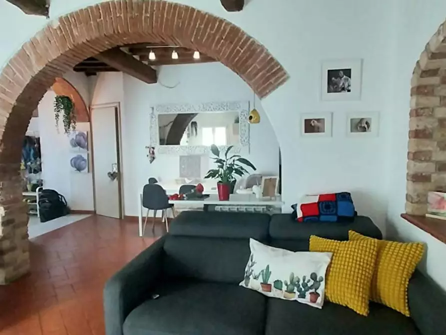 Immagine 6 di Appartamento in vendita  a Cascina