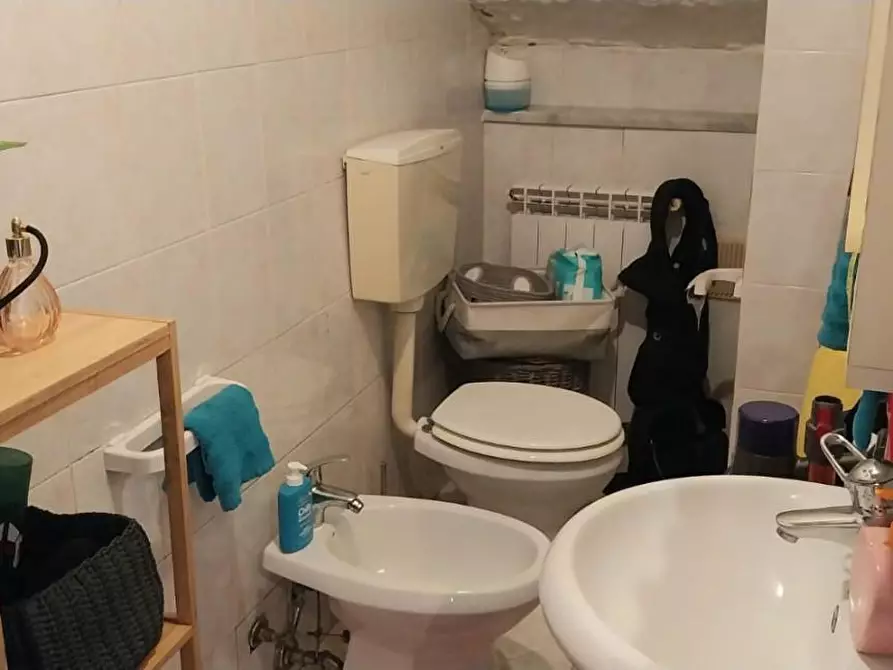 Immagine 15 di Appartamento in vendita  a Cascina