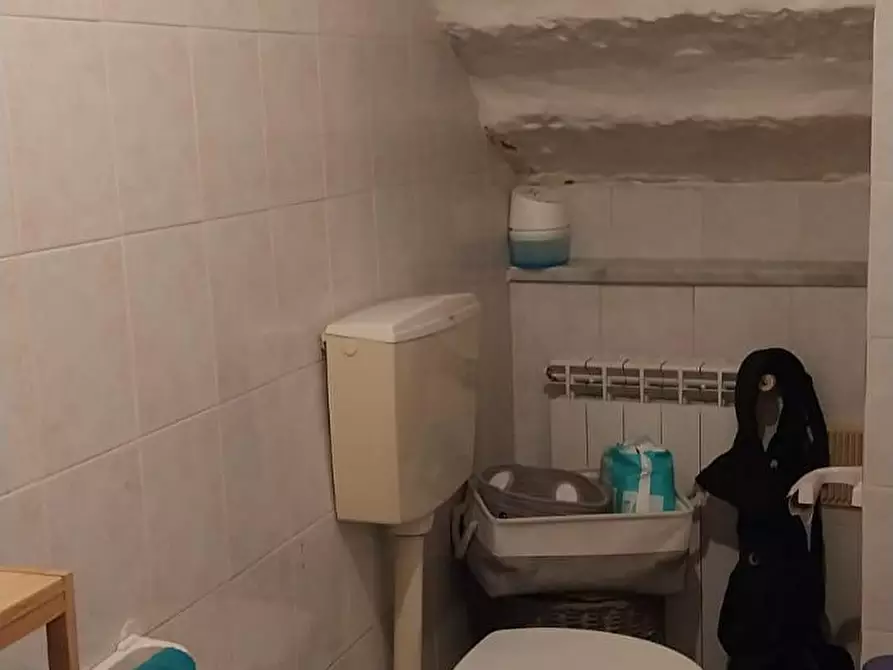 Immagine 16 di Appartamento in vendita  a Cascina