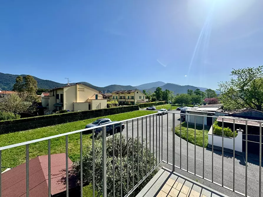 Immagine 33 di Villetta a schiera in vendita  a San Giuliano Terme