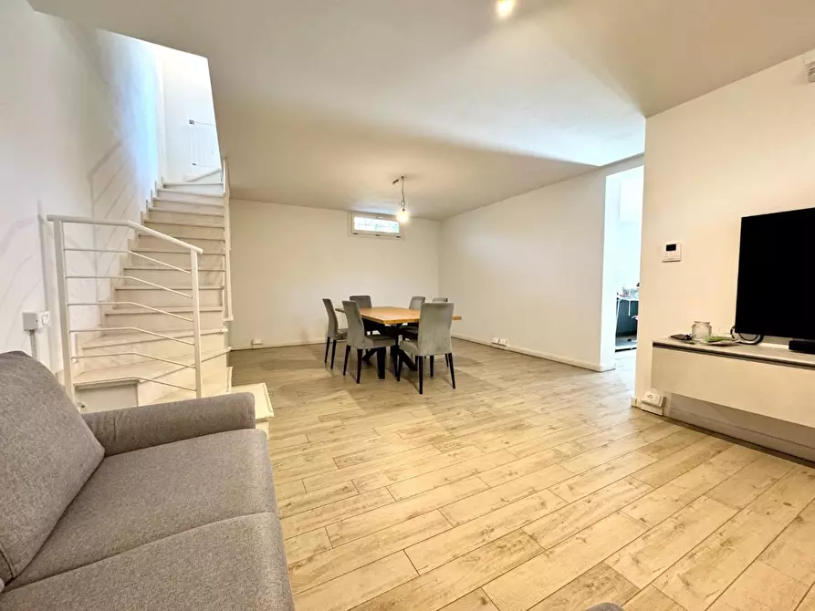 Immagine 43 di Villetta a schiera in vendita  a San Giuliano Terme