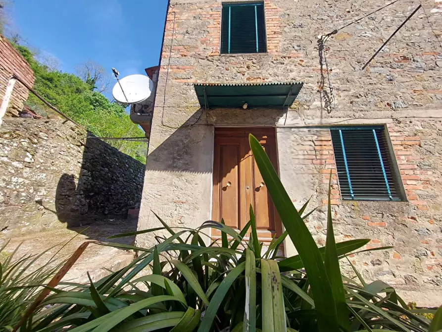 Immagine 4 di Terratetto in vendita  a Lucca