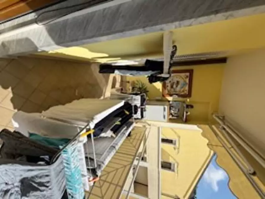 Immagine 17 di Appartamento in vendita  a Carrara