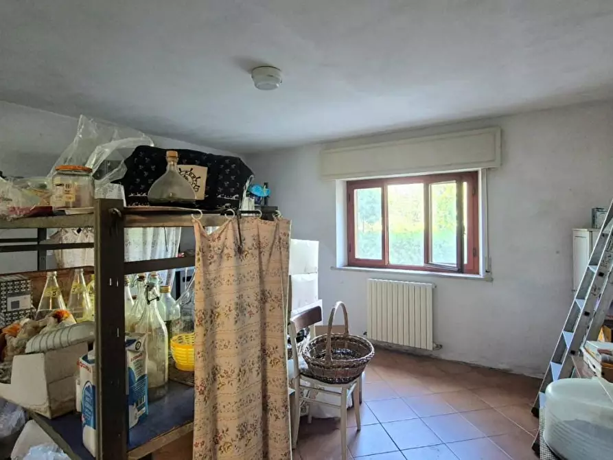 Immagine 15 di Villa in vendita  a Capannori