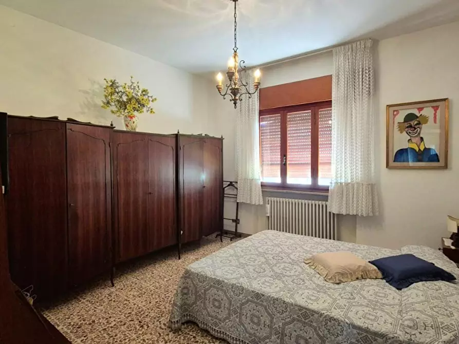 Immagine 29 di Villa in vendita  a Capannori