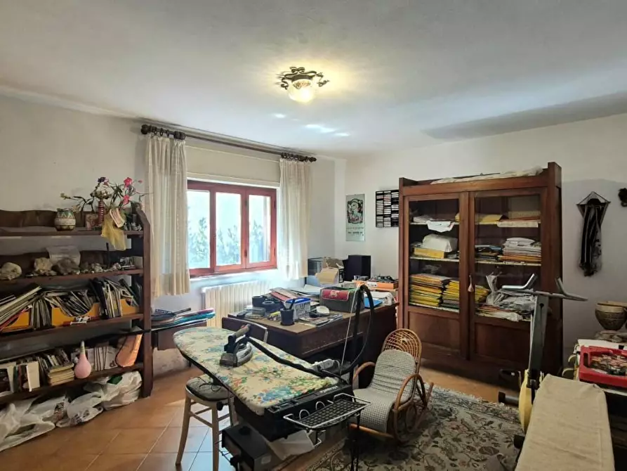 Immagine 13 di Villa in vendita  a Capannori