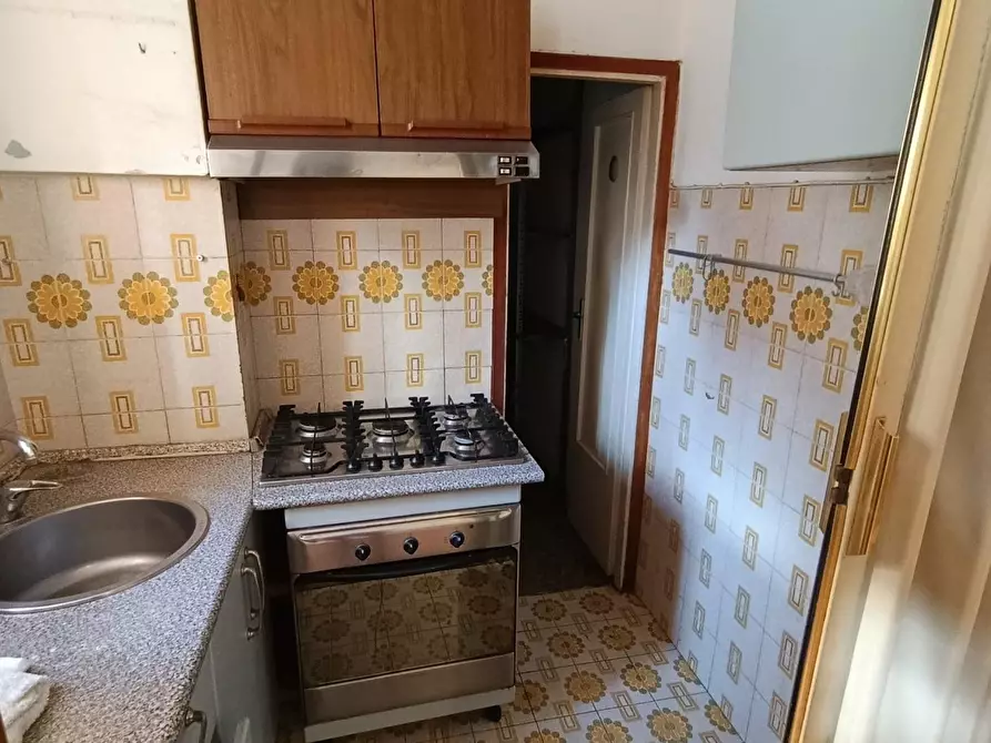 Immagine 9 di Appartamento in vendita  a Livorno