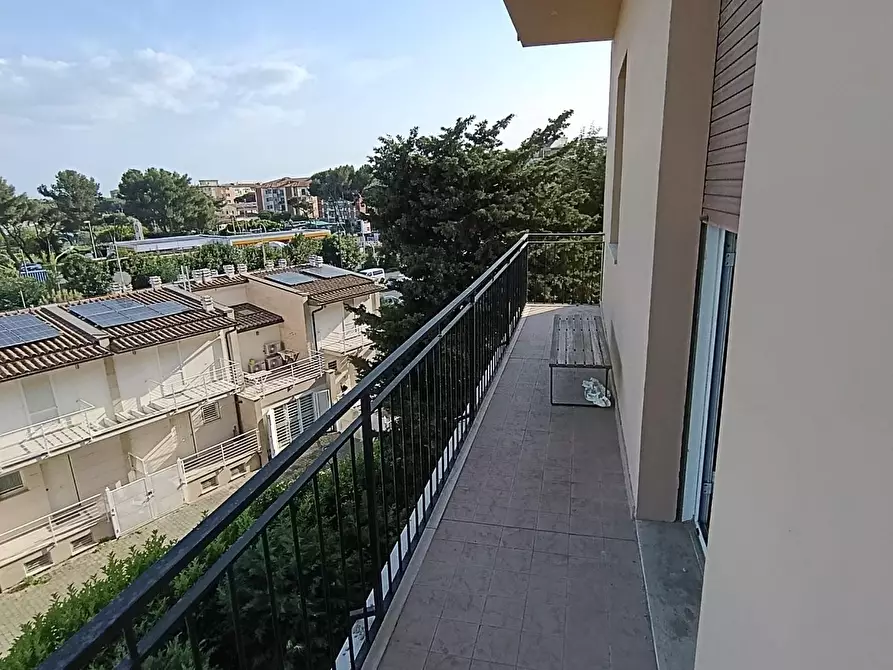 Immagine 19 di Appartamento in vendita  a Livorno