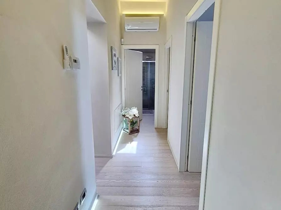 Immagine 13 di Appartamento in vendita  a San Giuliano Terme
