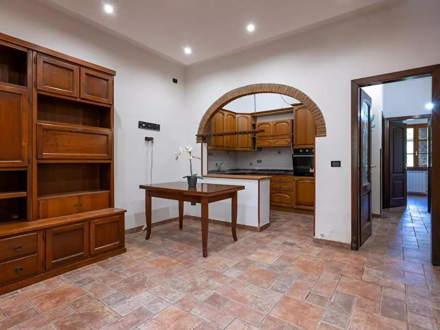 Immagine 3 di Appartamento in vendita  a Cascina