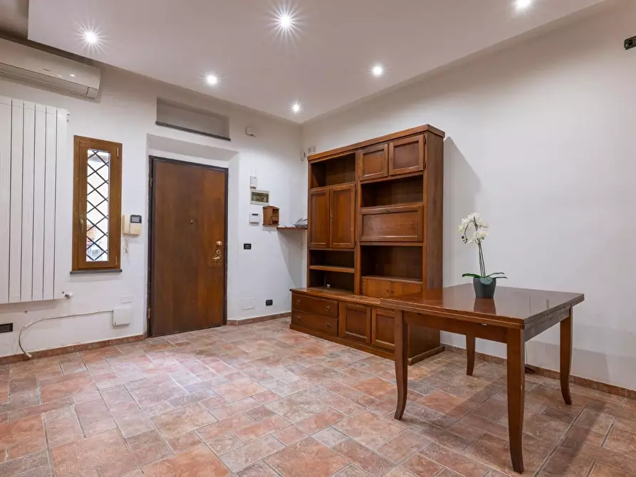 Immagine 5 di Appartamento in vendita  a Cascina
