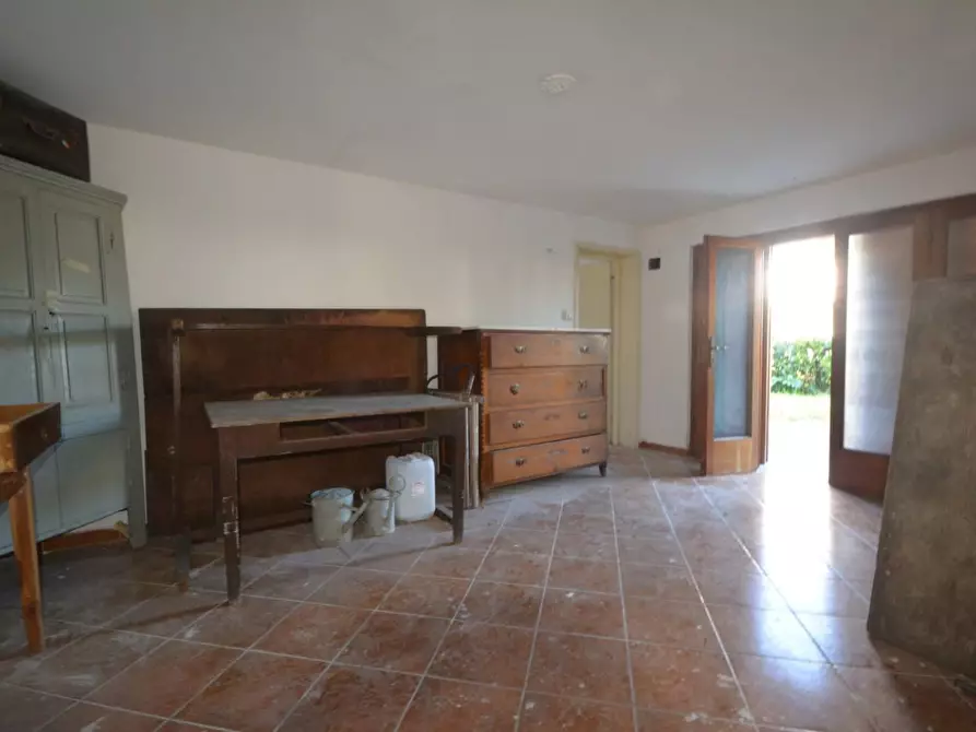 Immagine 20 di Villa in vendita  a Lucca