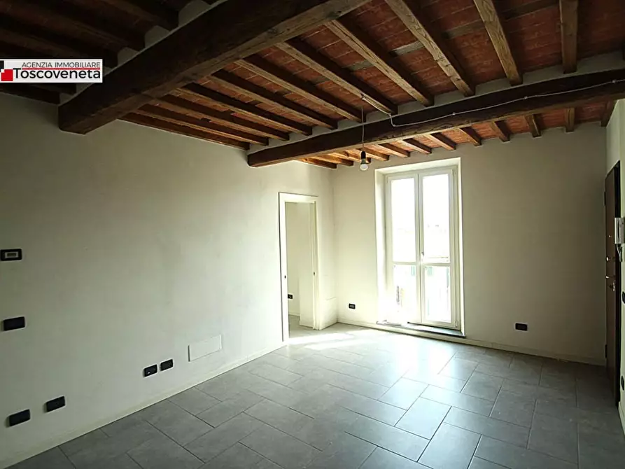 Immagine 3 di Appartamento in vendita  a Capannori