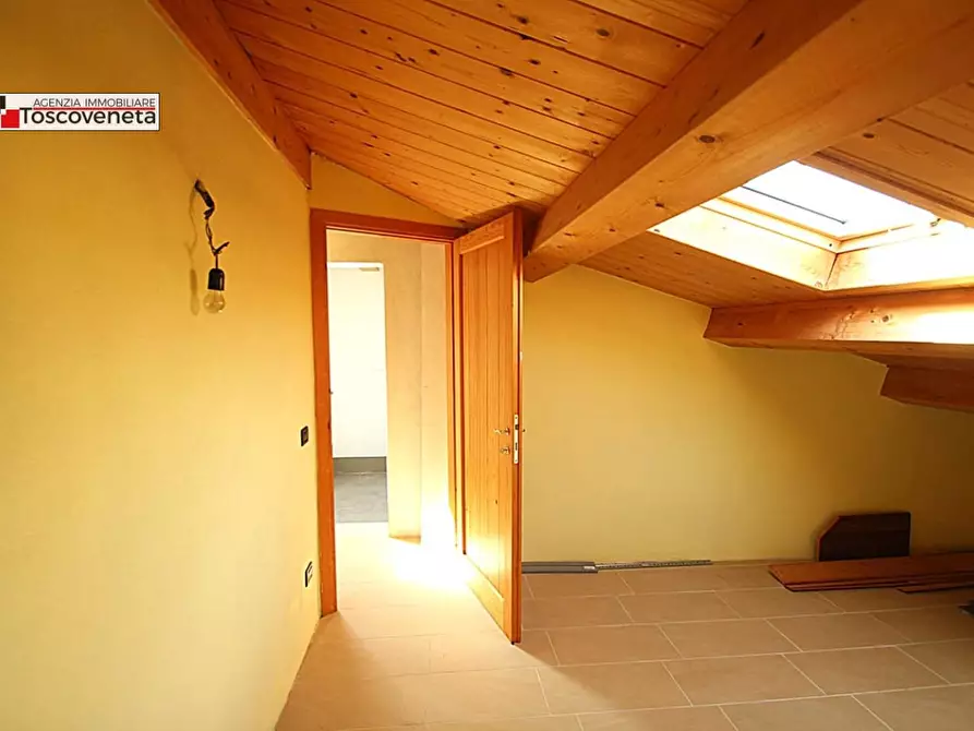 Immagine 26 di Appartamento in vendita  a Capannori