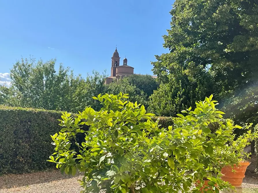 Immagine 29 di Villa in vendita  a Siena