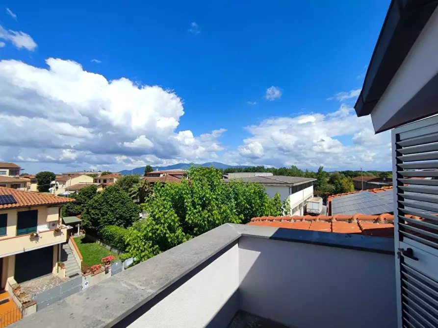 Immagine 37 di Appartamento in vendita  a Ponsacco