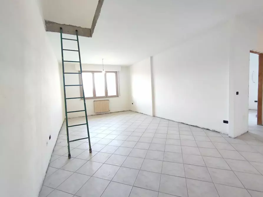 Immagine 8 di Appartamento in vendita  a Ponsacco