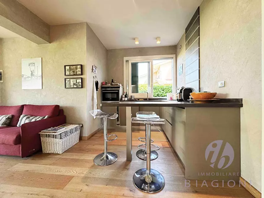Immagine 14 di Appartamento in vendita  a Pietrasanta