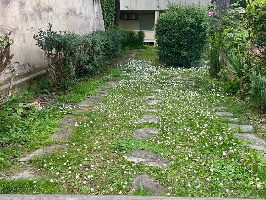Immagine 20 di Appartamento in vendita  a Vinci