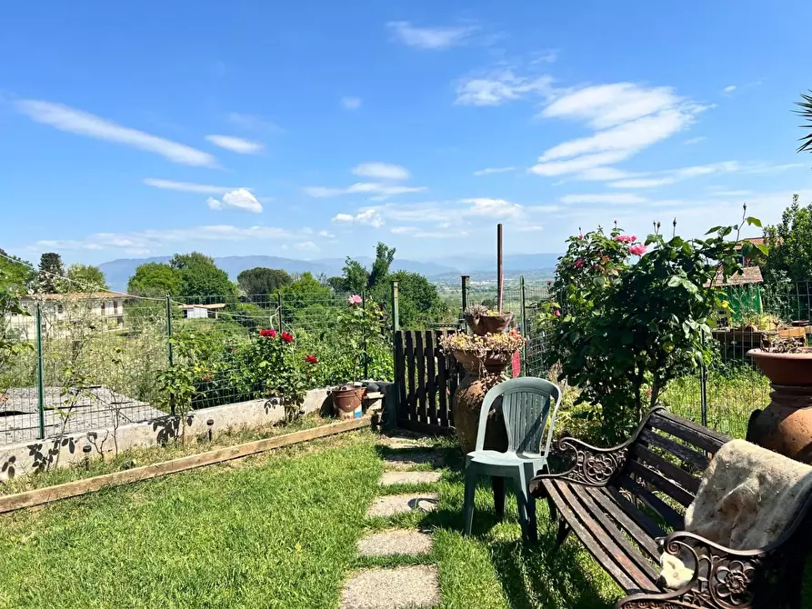 Immagine 52 di Terratetto in vendita  a Capannori