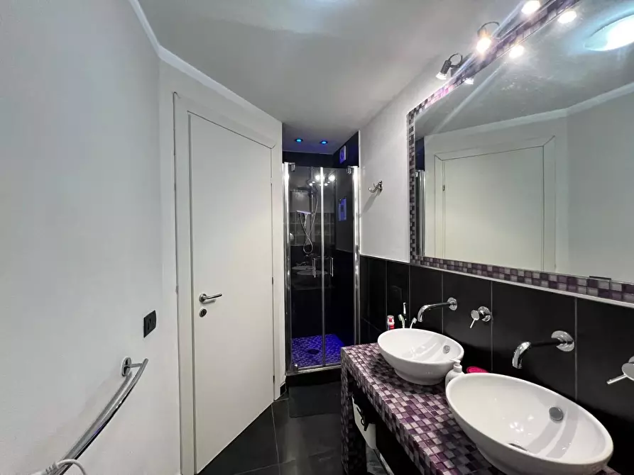 Immagine 43 di Terratetto in vendita  a Capannori