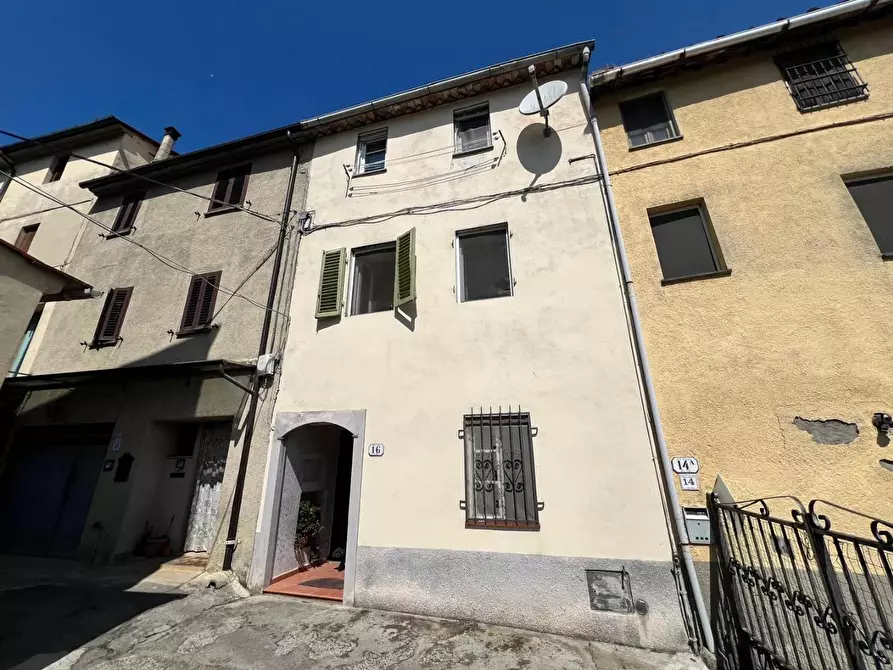 Immagine 62 di Terratetto in vendita  a Capannori