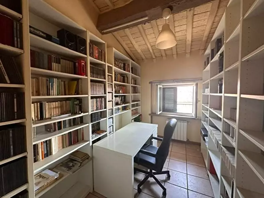 Immagine 10 di Appartamento in vendita  a Calcinaia