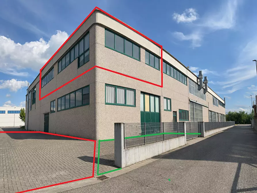 Immagine 1 di Attività artigianale in affitto  a Montelupo Fiorentino